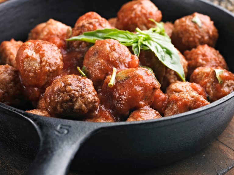 Spanish Meatballs (Albóndigas con tomate)