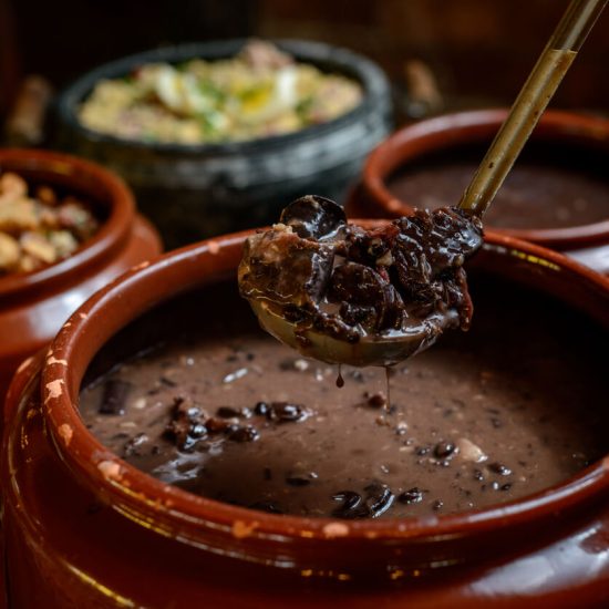 Feijoada Vegetariana is a flavorful and nourishing dish that captures the essence of traditional Brazilian cuisine while catering to a plant-based diet. It’s perfect for a family meal or a social gathering, offering a warm, comforting, and communal eating experience.