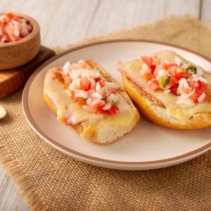 Molletes are simple to prepare and provide a satisfying, comfort food experience. They're perfect for a quick meal or as part of a larger breakfast spread.